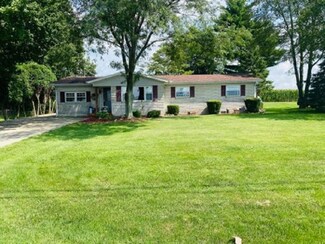 631 N Centerville Rd, Centerville, IN 47330
