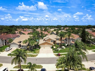 10341 Buena Ventura Dr, Boca Raton, FL 33498