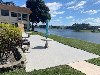 189 Stratford N, West Palm Beach, FL 33417