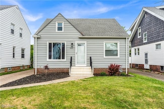 8218 Essen Ave, Cleveland, OH 44129