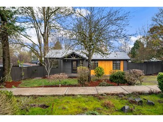 8115 SW Pine St, Portland, OR 97223