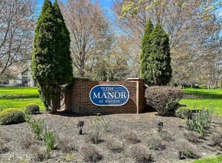 45 Rawson Cir, Ocean, NJ 07712