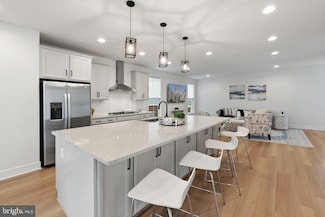 23287 Glenwood Heights Cir, Leesburg, VA 20148