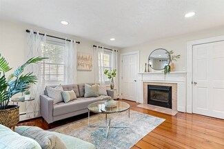 15 Monument St Unit 1, Charlestown, MA 02129