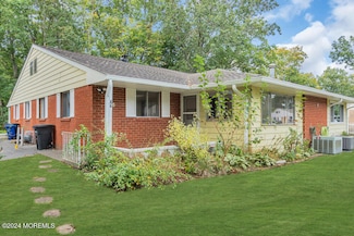 4 Cardinal St Unit B, Manchester, NJ 08759