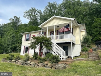 294 Mcdonalds Farm Rd, Linden, VA 22642
