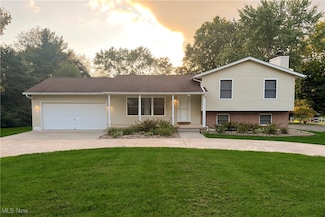 273 Allen Dr, Kent, OH 44240
