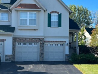 448 Bay Tree Cir, Vernon Hills, IL 60061