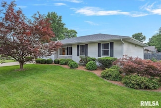 200 N Harris St, Auburn, IL 62615