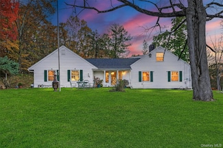 108 Circle Dr, Monroe, NY 10950