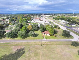 112 Mcbride St, Winnie, TX 77665