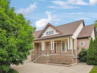 286 Keswick Grove Ln, Franklin, TN 37067