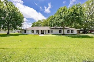 4631 Raymond Labauve Rd, Brusly, LA 70719