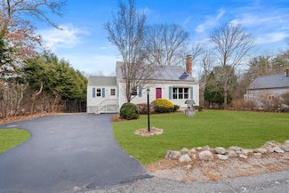 448 Highland St, Stoughton, MA 02072