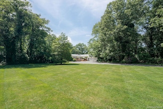 3 South Run, Cold Spring Harbor, NY 11724