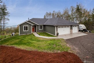 315 Ravenwood Rd, Kelso, WA 98626