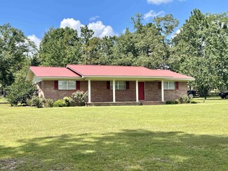 16639 Moore Rd, Andalusia, AL 36420