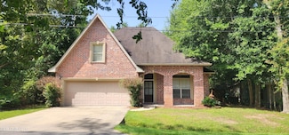 682 Hilo Way, Diamondhead, MS 39525