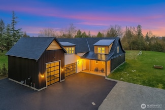 137 E Cedar Dr, Lynden, WA 98264