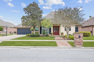 403 Austin Village Blvd, Lafayette, LA 70508