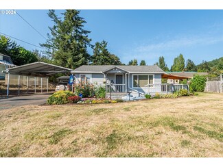 93671 E Blue Bird Ln, North Bend, OR 97459