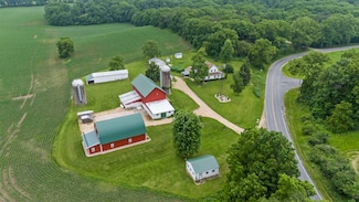 4622 Rocky Dell Rd, Middleton, WI 53562