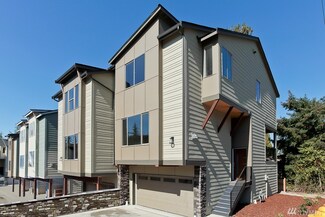 321 S 47th St, Renton, WA 98055