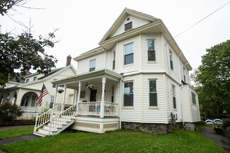 111 Maple St, Bangor, ME 04401
