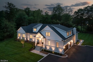 28 Old Forge Dr, Warren, NJ 07059
