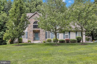13 Timothy Leo Ct, Fleetwood, PA 19522