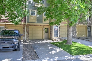 8022 S Columbine Ct, Centennial, CO 80122