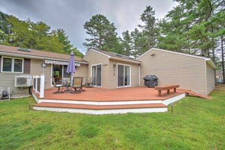 14 Kingswood Cir, Silver Lake, NH 03875