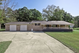 44186 Lee Dr, Callahan, FL 32011