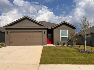 8020 Ravalli St, Krum, TX 76249