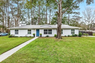 6114 NW 33rd St, Gainesville, FL 32653