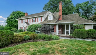 5725 Cottageville Ln, Doylestown, PA 18902