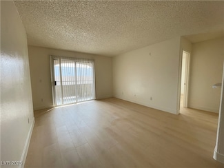 5220 Mission Carmel Ln Unit 105, Las Vegas, NV 89107