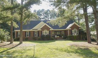 145 Royal Woods Way, Whispering Pines, NC 28327