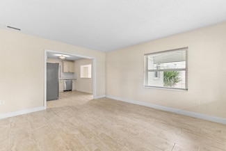 123 Silver Beach Rd, Riviera Beach, FL 33403