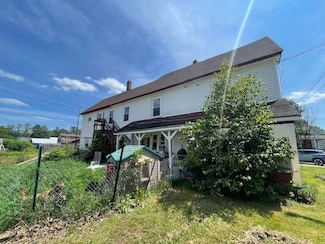 23 Depot St, Lancaster, NH 03584