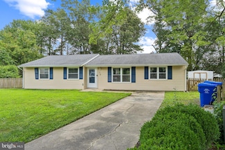 15 Cardigan Ct, Waldorf, MD 20602