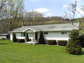 381 Lindsay Run Rd, Spring Church, PA 15686