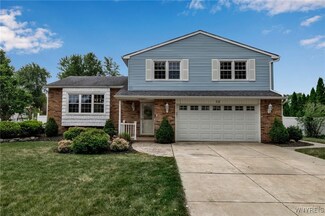 16 Squirrel Run, Lancaster, NY 14086