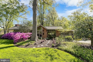 3440 Mansfield Rd, Falls Church, VA 22041
