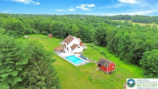 132 Sycamore Dr, Palmerton, PA 18071