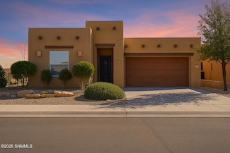 8076 Willow Bloom Cir, Las Cruces, NM 88007