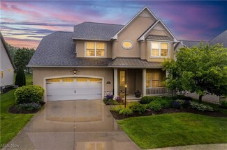 6047 Meadow Lake Dr, Medina, OH 44256