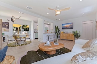1579 Bayshore Blvd, Dunedin, FL 34698