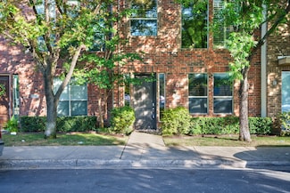 2706 Floyd St, Dallas, TX 75204