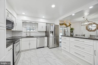 326 Francis Dr, Havertown, PA 19083